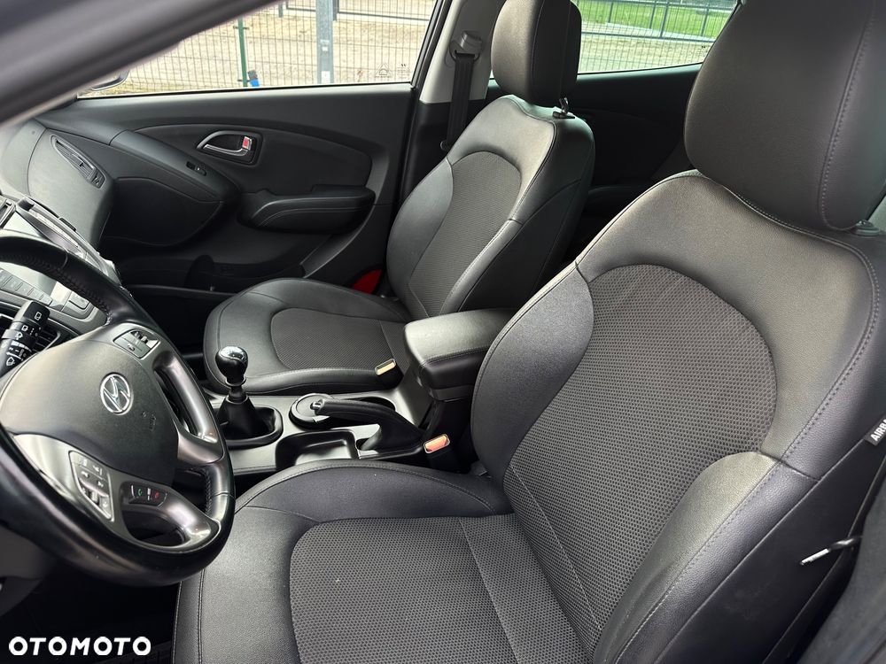 Hyundai ix35 1.6 2WD Fifa World Cup Edition - 7