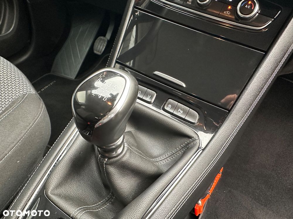 Opel Grandland X 1.6 D Start/Stop Dynamic - 16