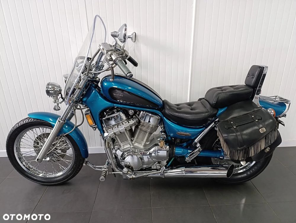 Suzuki Intruder - 7