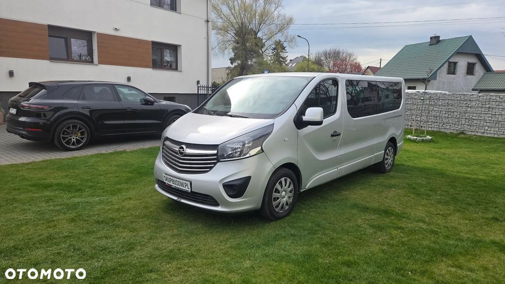 Opel Vivaro - 1