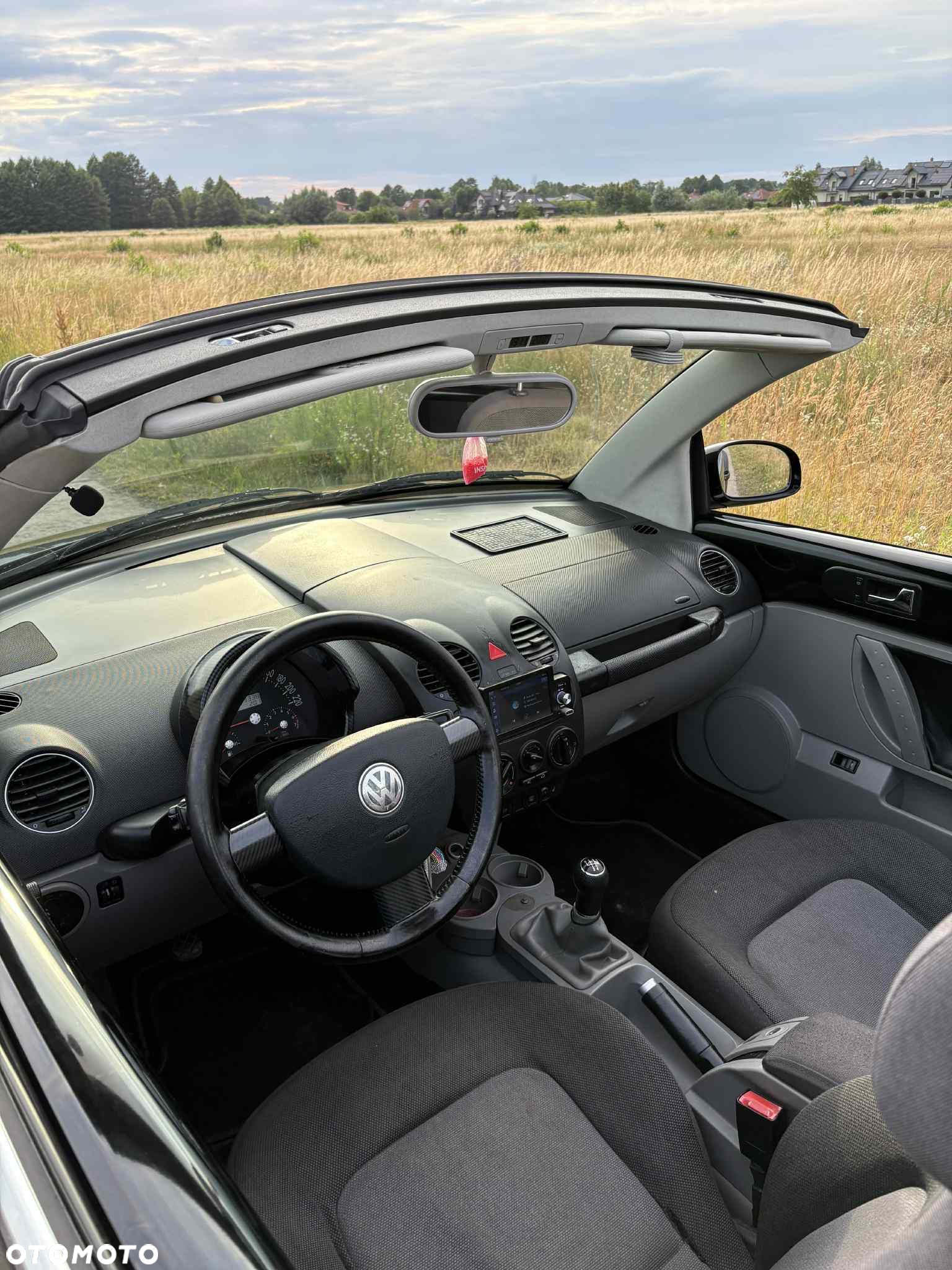 Volkswagen New Beetle Cabriolet 1.6 - 14