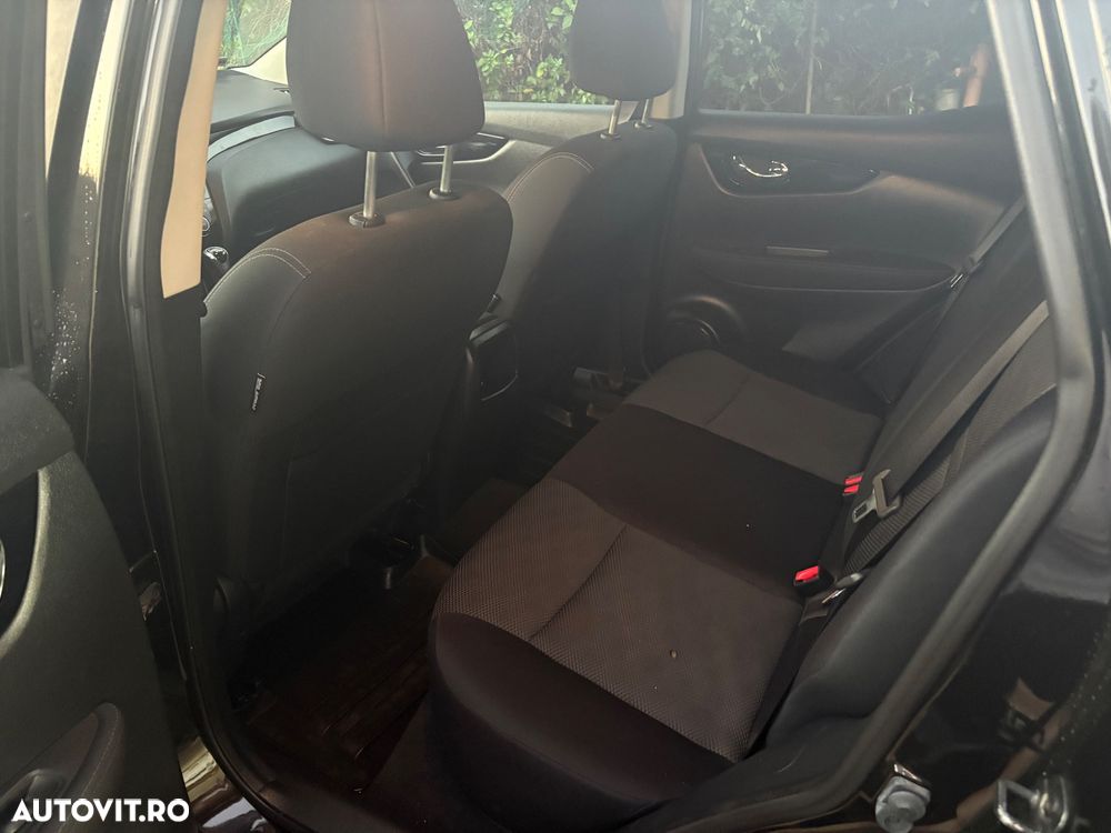 Nissan Qashqai 1.6 DCI TEKNA+ - 6