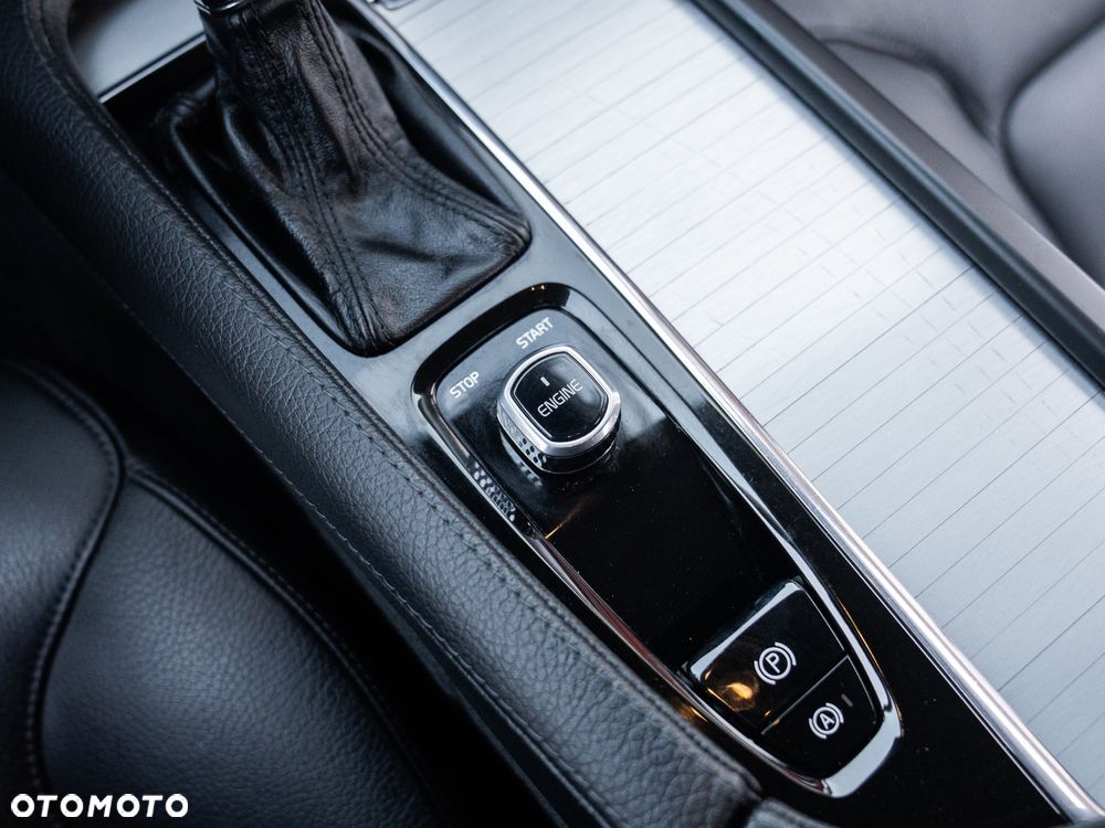 Volvo XC 90 D4 Geartronic Momentum - 27