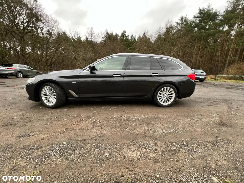 BMW Seria 5 520d Luxury Line - 2