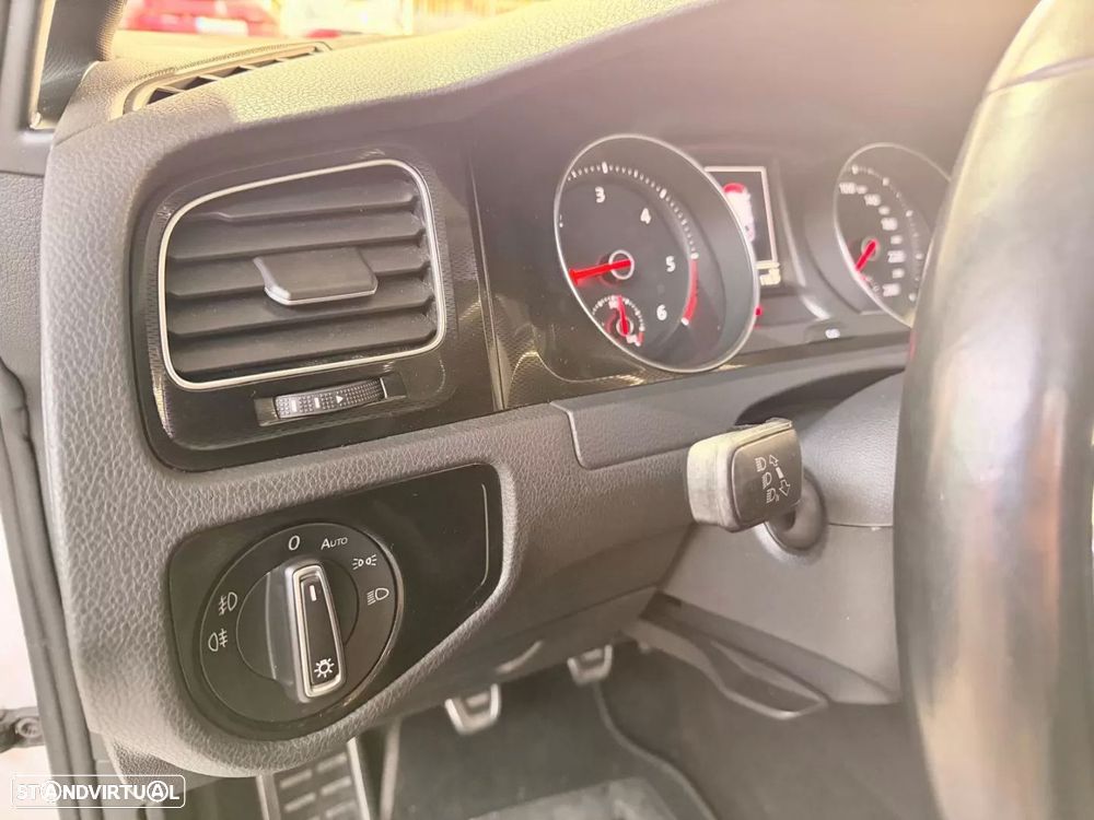 VW Golf 2.0 TDI GTD - 21