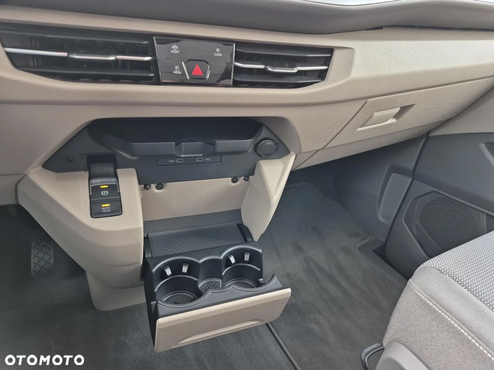 Volkswagen Multivan 1.5 TSI L2 Life DSG - 21