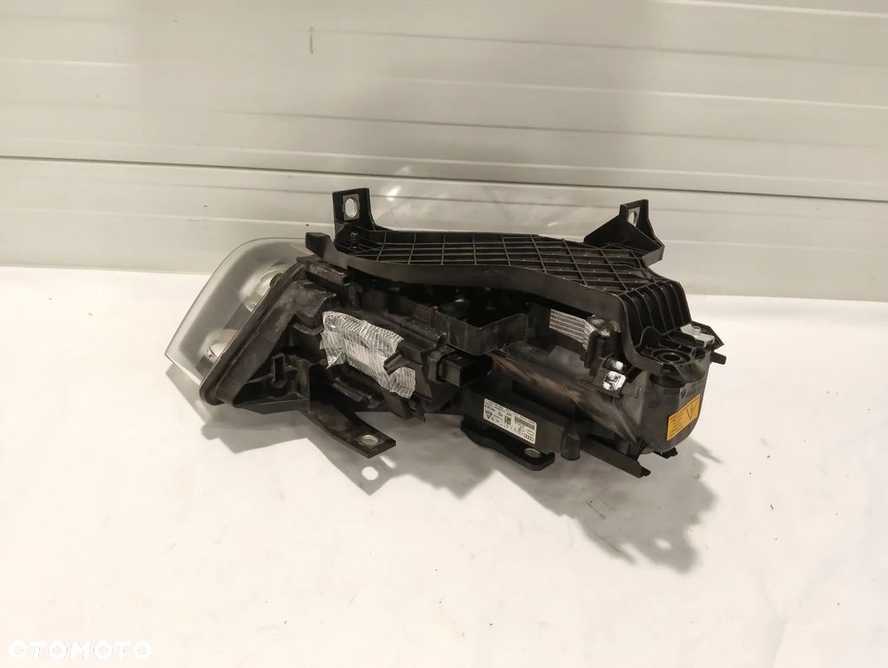 Audi Q3 8U XENON PRZÓD STRONA LEWA 8U0941031 - 6