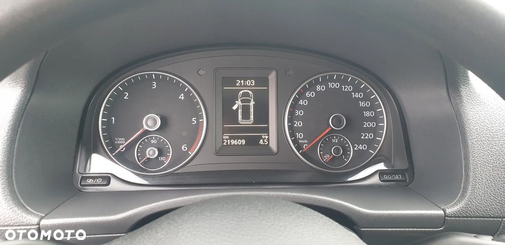 Volkswagen Caddy - 14