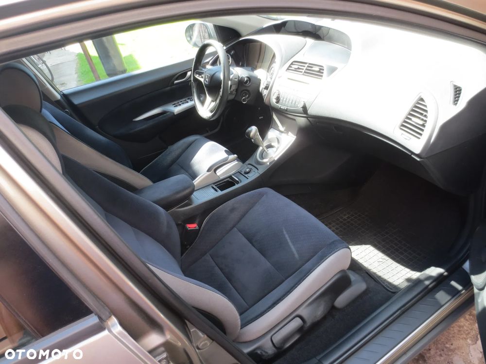 Honda Civic 1.4 Comfort - 8