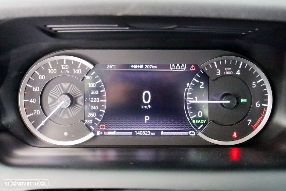 Land Rover Discovery Sport P300e Dynamic SE - 22