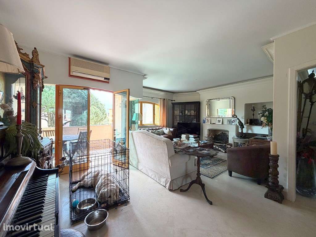 Apartamento T3 com garagem e piscina a venda em Cascais - Grande imagem: 4/37