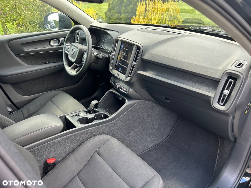 Volvo XC 40 T2 Essential - 9