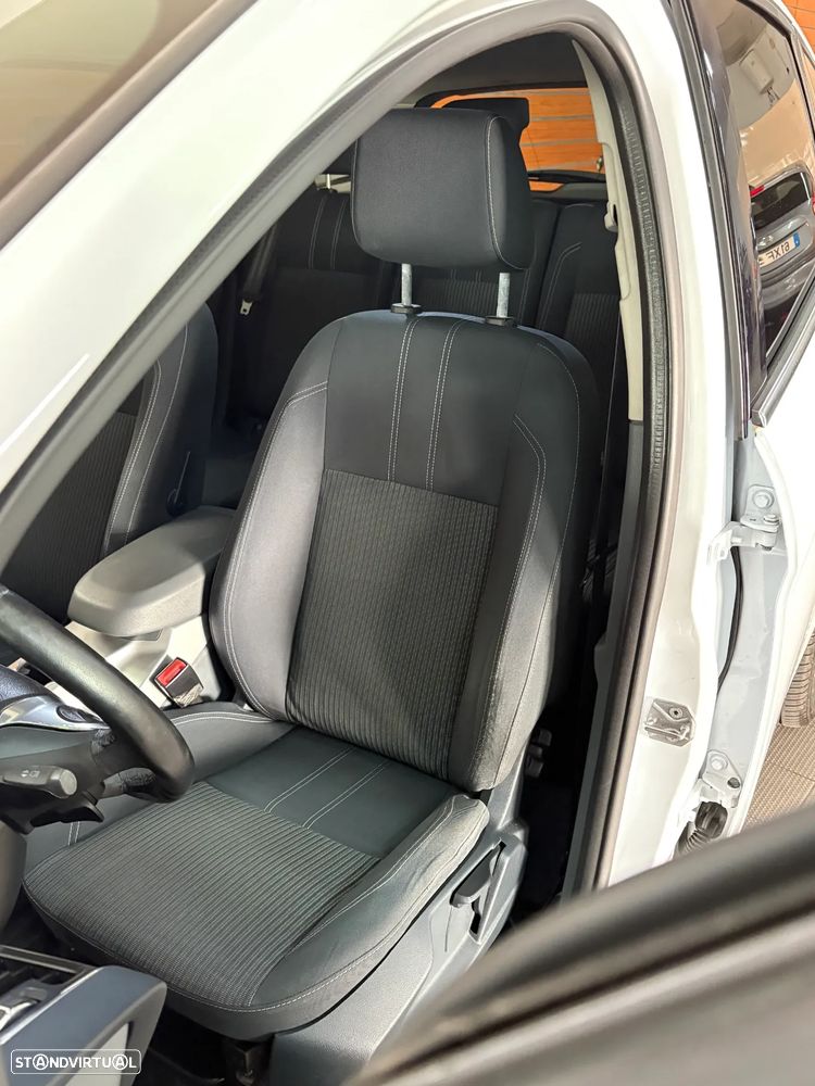 Ford C-Max 2.0 TDCi Titanium - 10