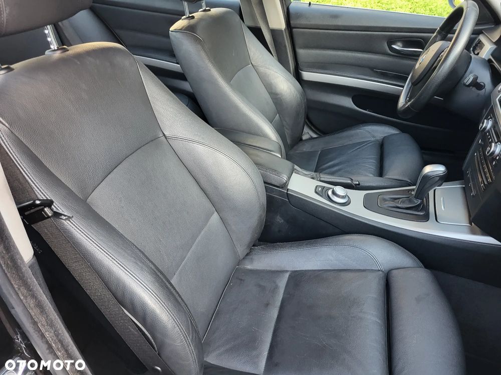 BMW Seria 3 325xi - 20