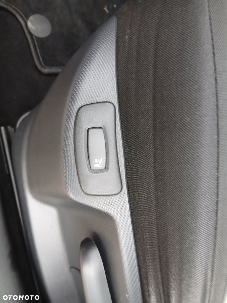 Renault Captur ENERGY dCi 90 Start&Stop Luxe - 10