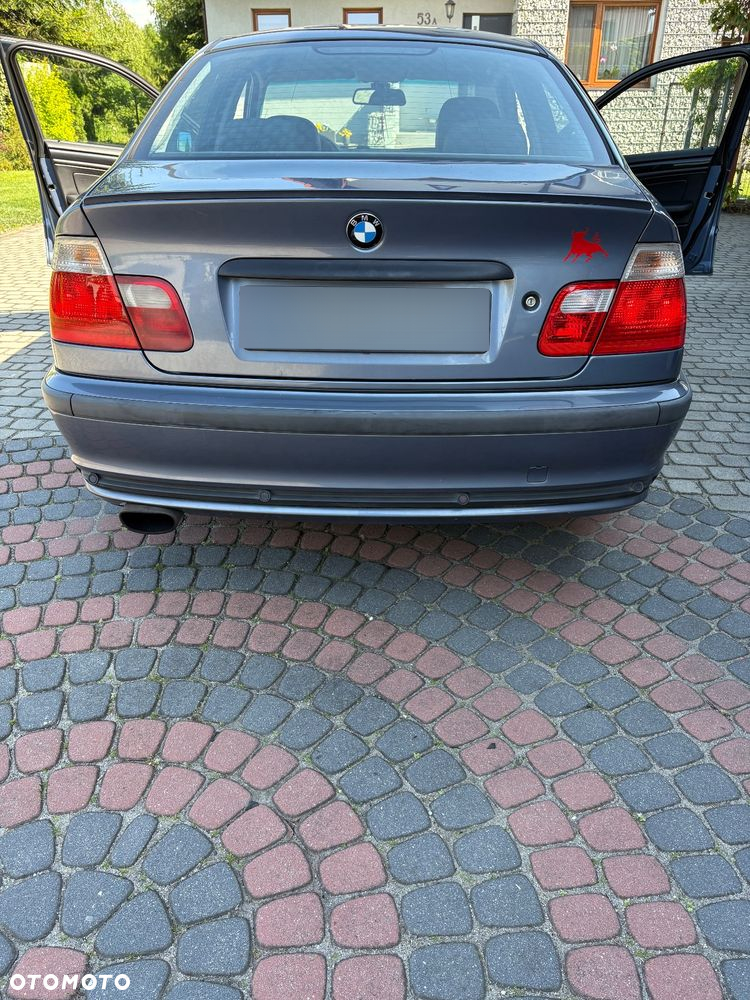 BMW Seria 3 316i - 15