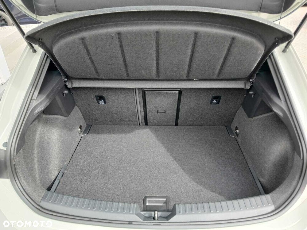 Cupra Leon 1.5 eTSI mHEV DSG - 12