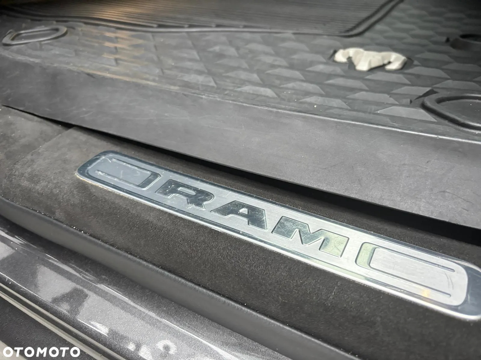 RAM 1500 TRX - 25