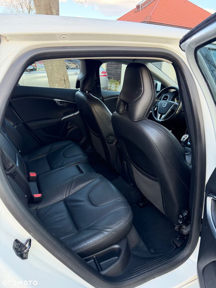 Volvo V40 D3 - 4