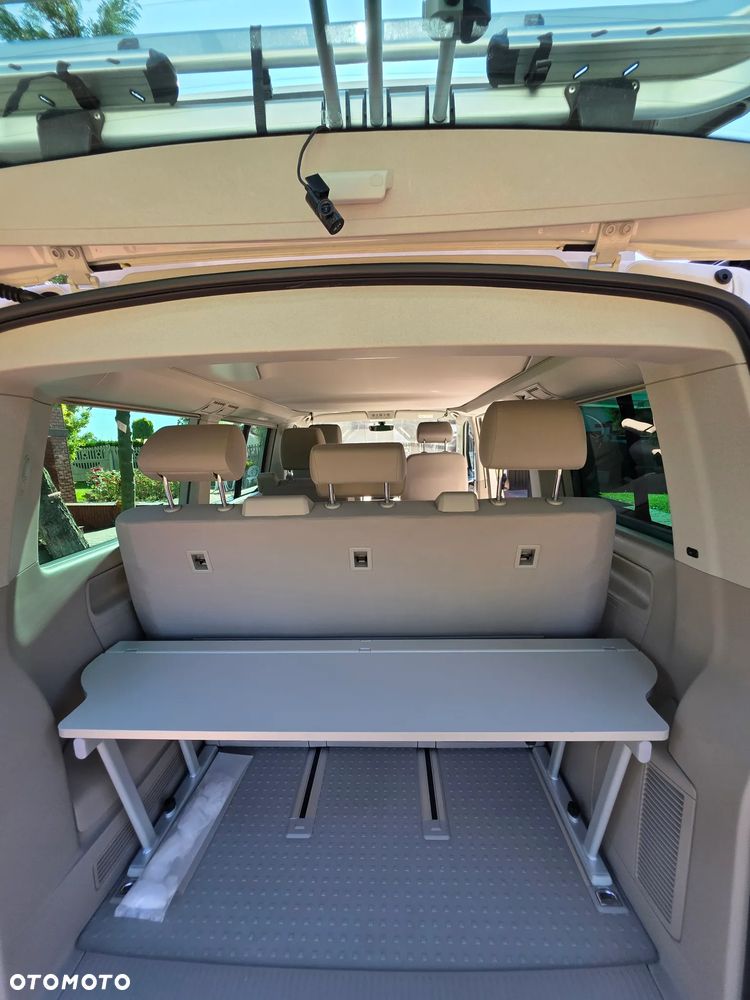 Volkswagen California - 24