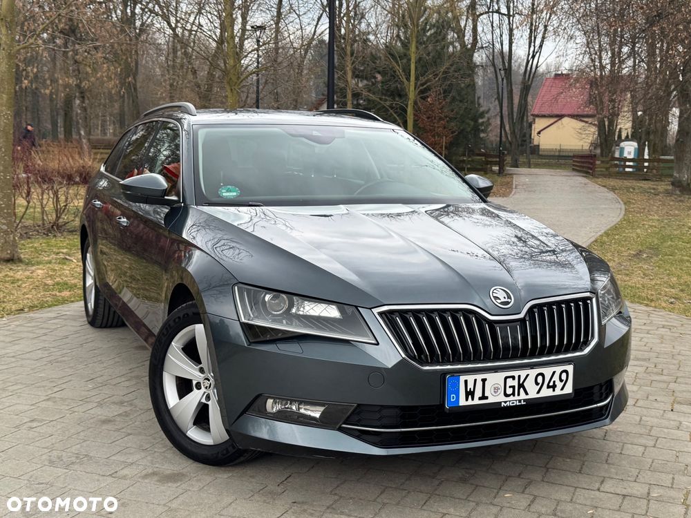 Skoda Superb 2.0 TDI DSG Premium Edition - 2