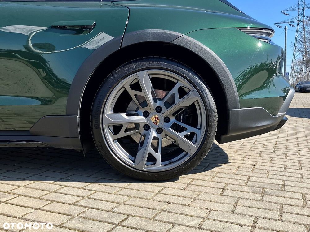 Porsche Taycan - 15