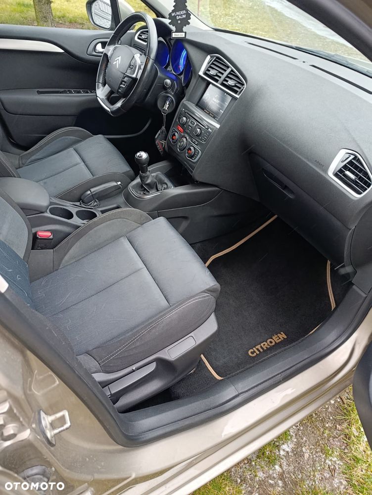 Citroën C4 1.6 HDi Attraction - 9