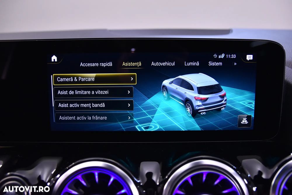 Mercedes-Benz GLA - 20