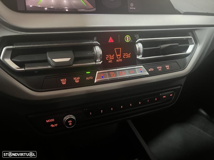 BMW 116 d Auto - 13