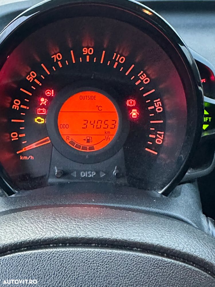 Toyota Aygo x-cite - 8