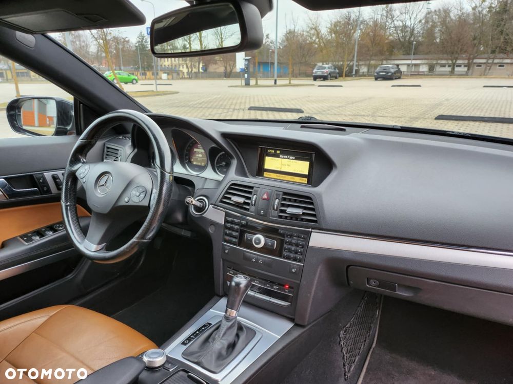 Mercedes-Benz Klasa E - 12