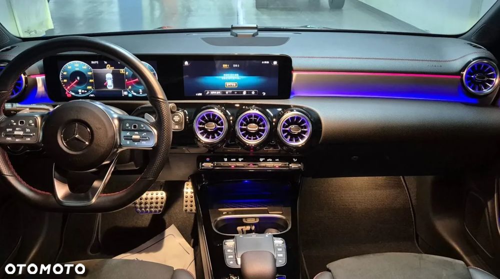 Mercedes-Benz CLA 250 4-Matic 7G-DCT - 7