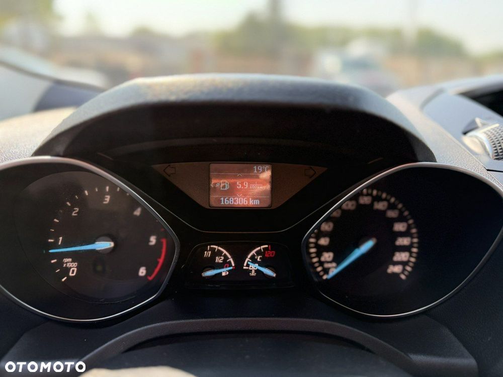 Ford Kuga 2.0 TDCi 2x4 SYNC - 18