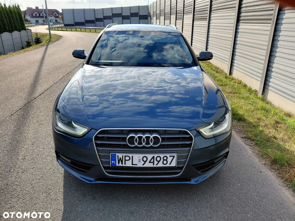 Audi A4 Avant 2.0 TDI ultra design - 8