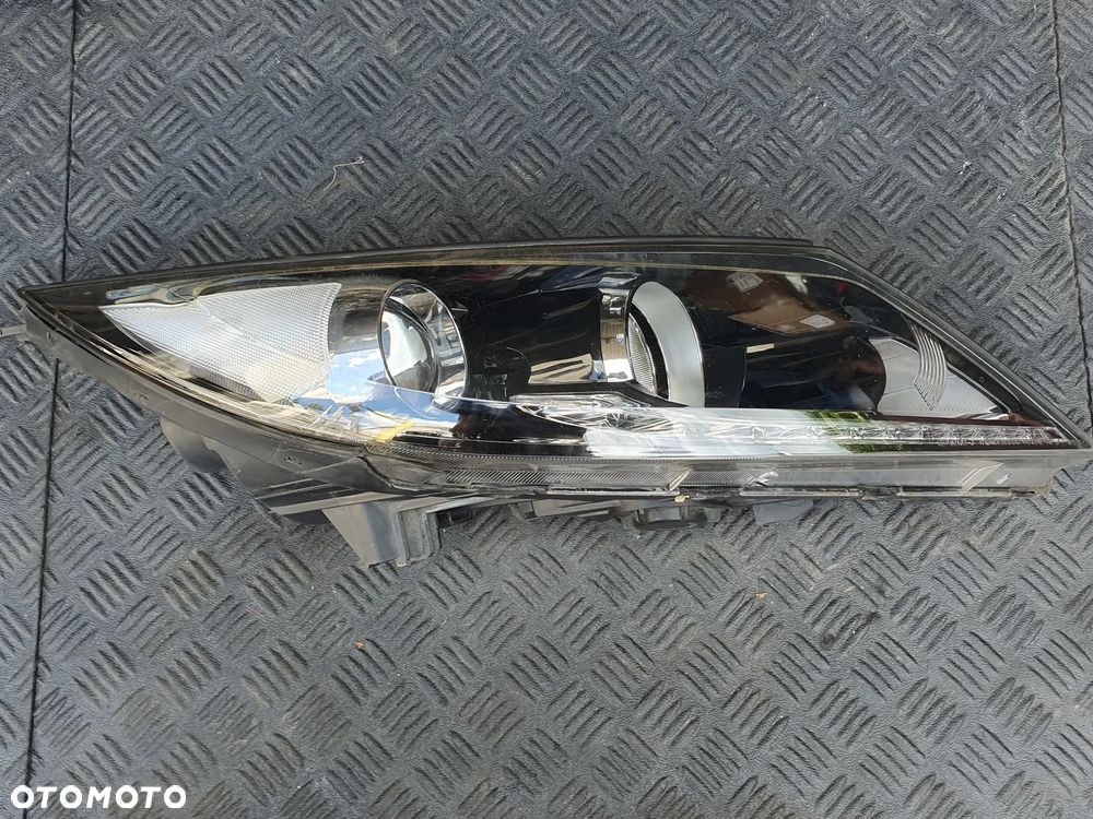 Lampa przednia prawa prawy przód Kia Sportage III 3 soczewka led cała  HOMOLOGACJA E13 - 1