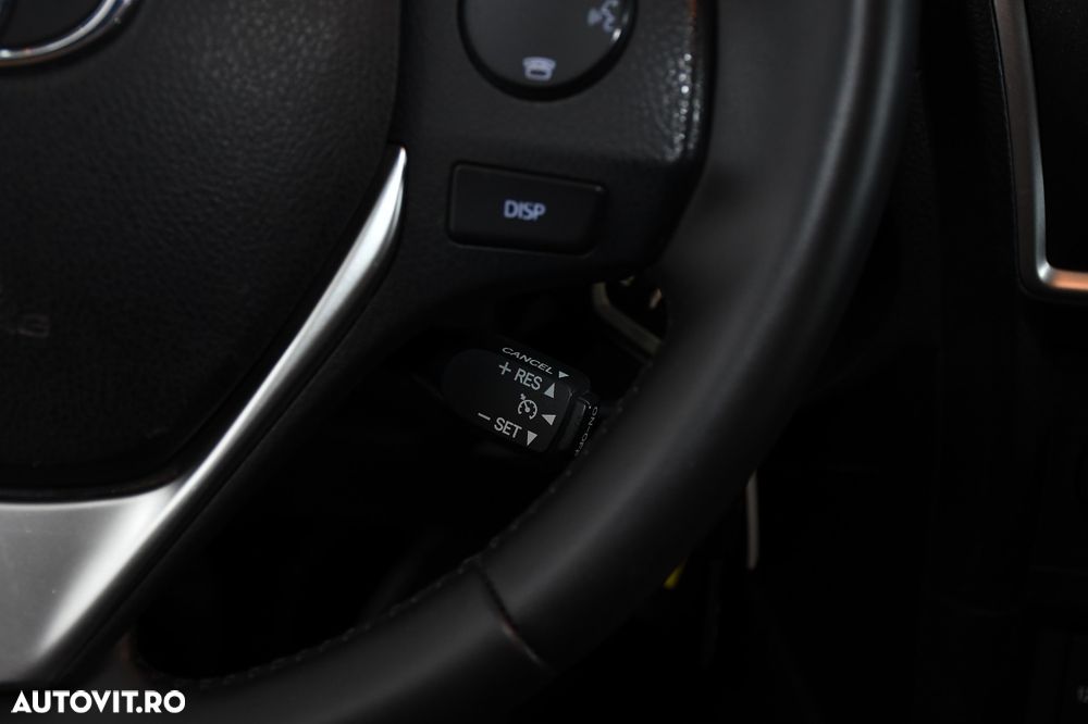 Toyota Auris - 23