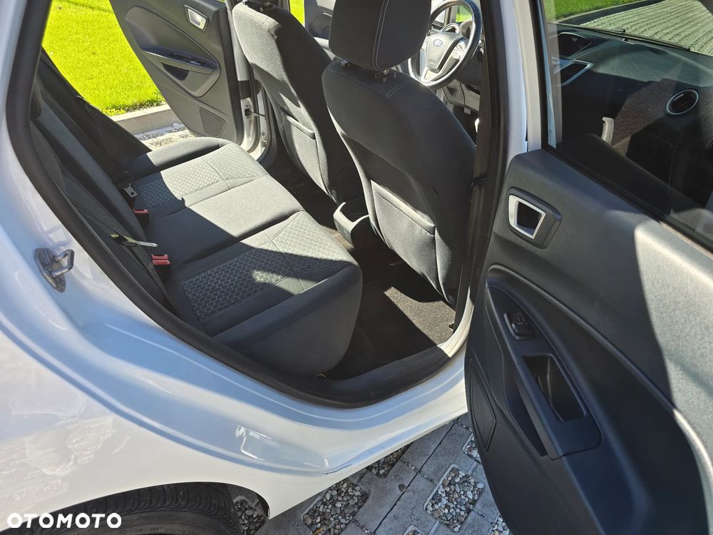 Ford Fiesta 1.6 Titanium EU5 - 16