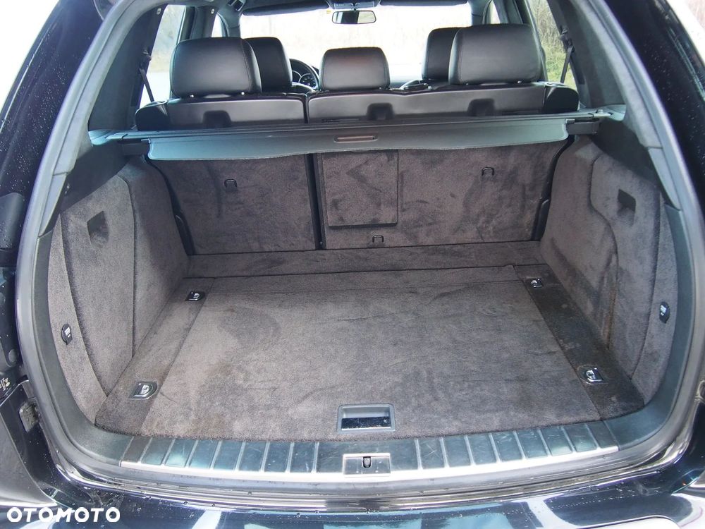 Porsche Cayenne Turbo - 40