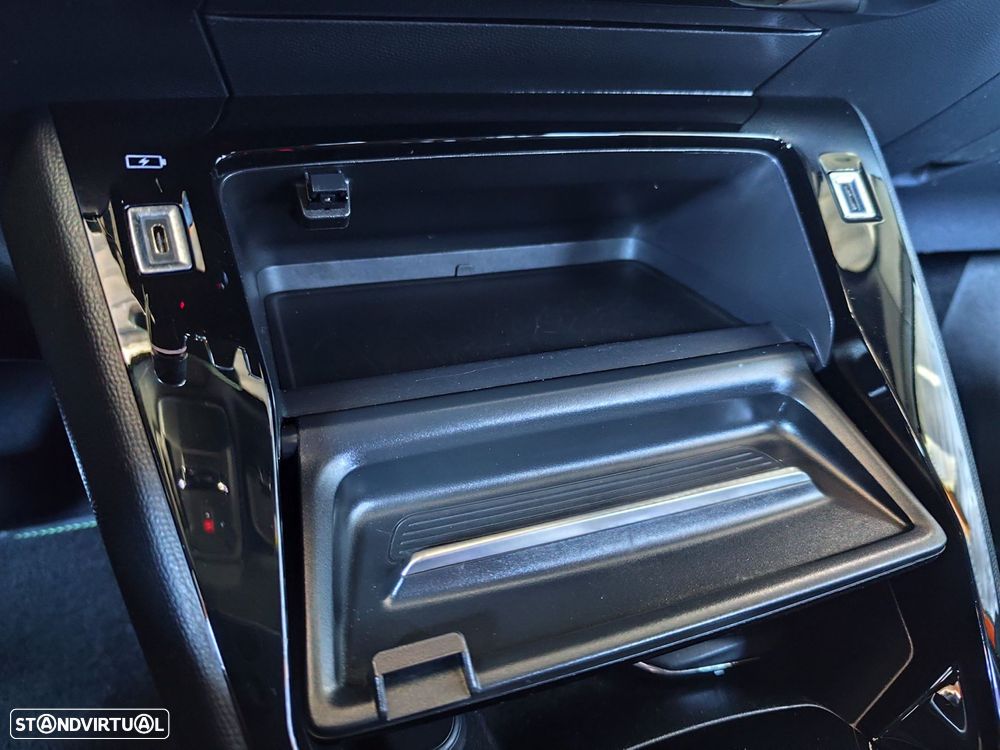 Peugeot 2008 1.5 BlueHDi GT Line EAT8 - 26