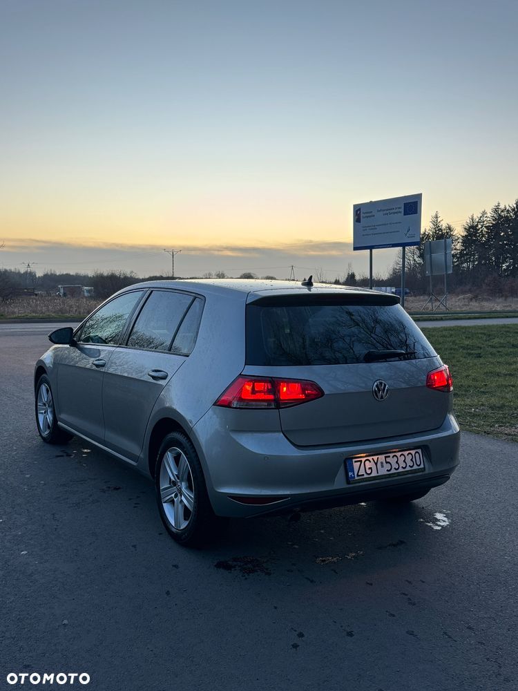 Volkswagen Golf 1.6 TDI Comfortline - 8