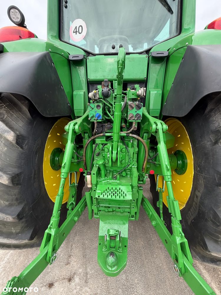 John Deere 7530 - 8