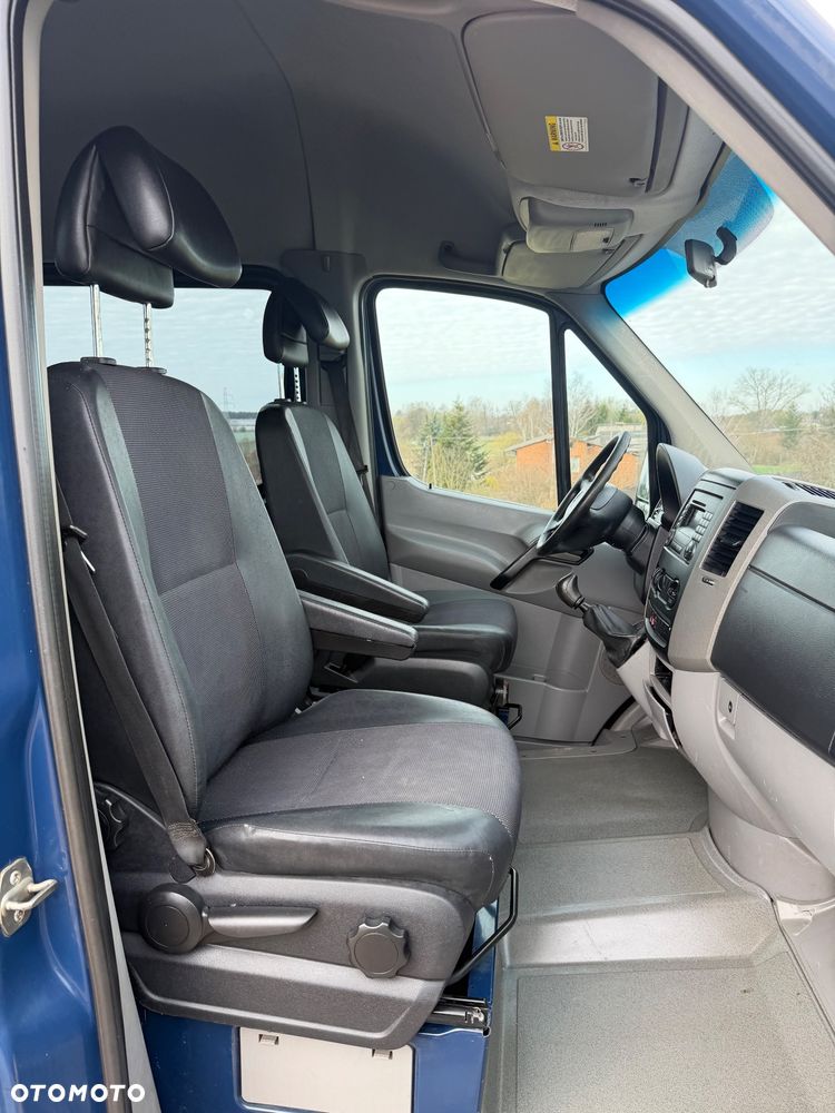 Mercedes-Benz Sprinter - 8
