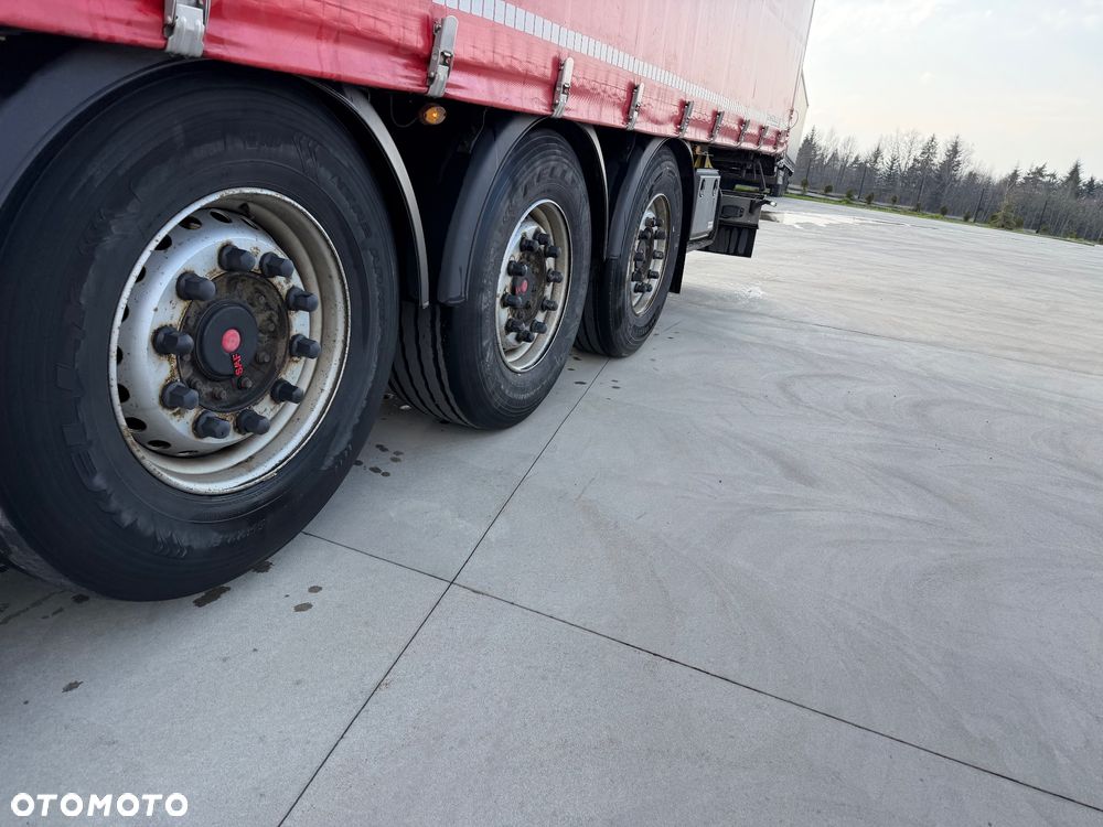 Schwarzmuller S1 - 4