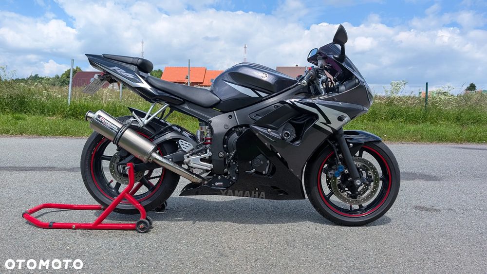 Yamaha R6 - 2