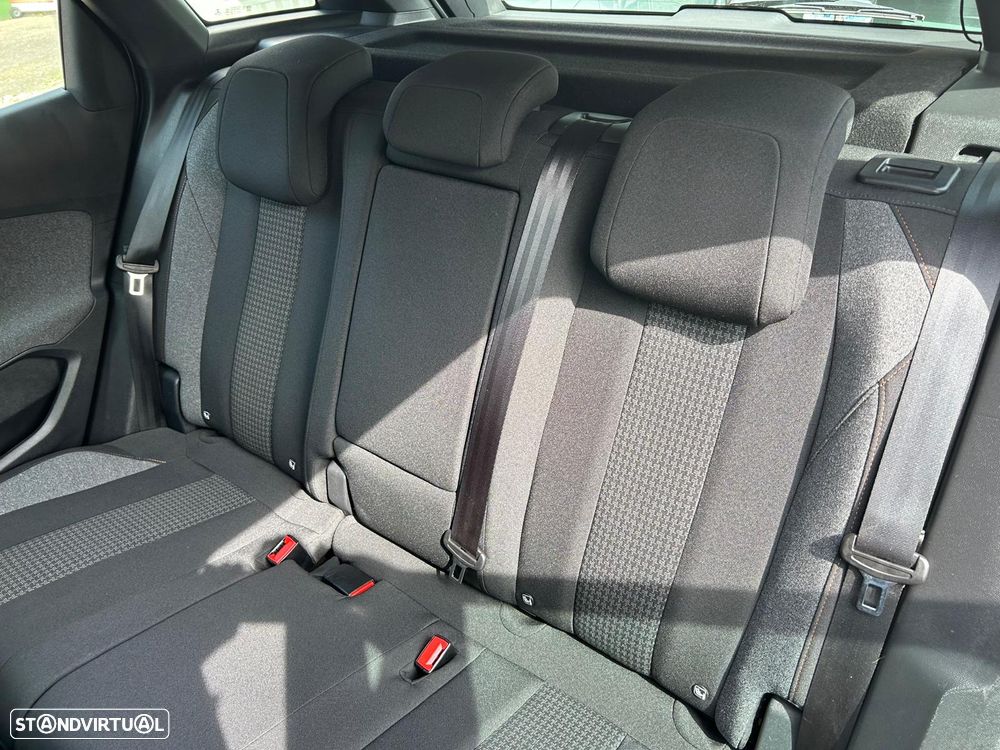 Peugeot 3008 1.2 PureTech Style - 12