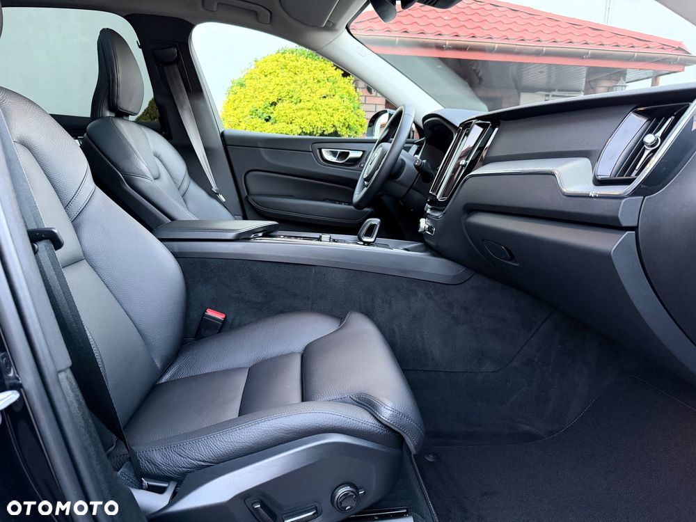 Volvo XC 60 B4 D Geartronic RDesign - 9