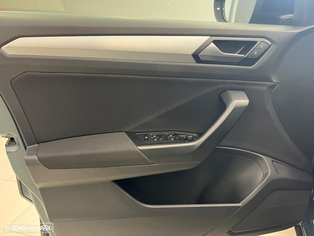 VW T-Roc 1.0 TSI Life - 12