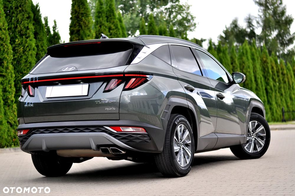 Hyundai Tucson 1.6 T-GDi HEV Executive 2WD - 12