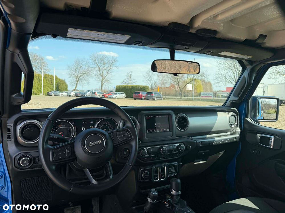 Jeep Wrangler 2.0 T-GDI Hardtop AWD Automatik Sport - 22