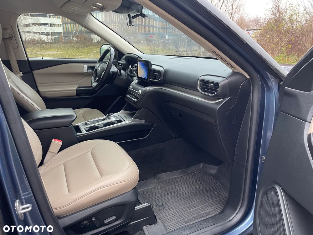 Ford Explorer - 5
